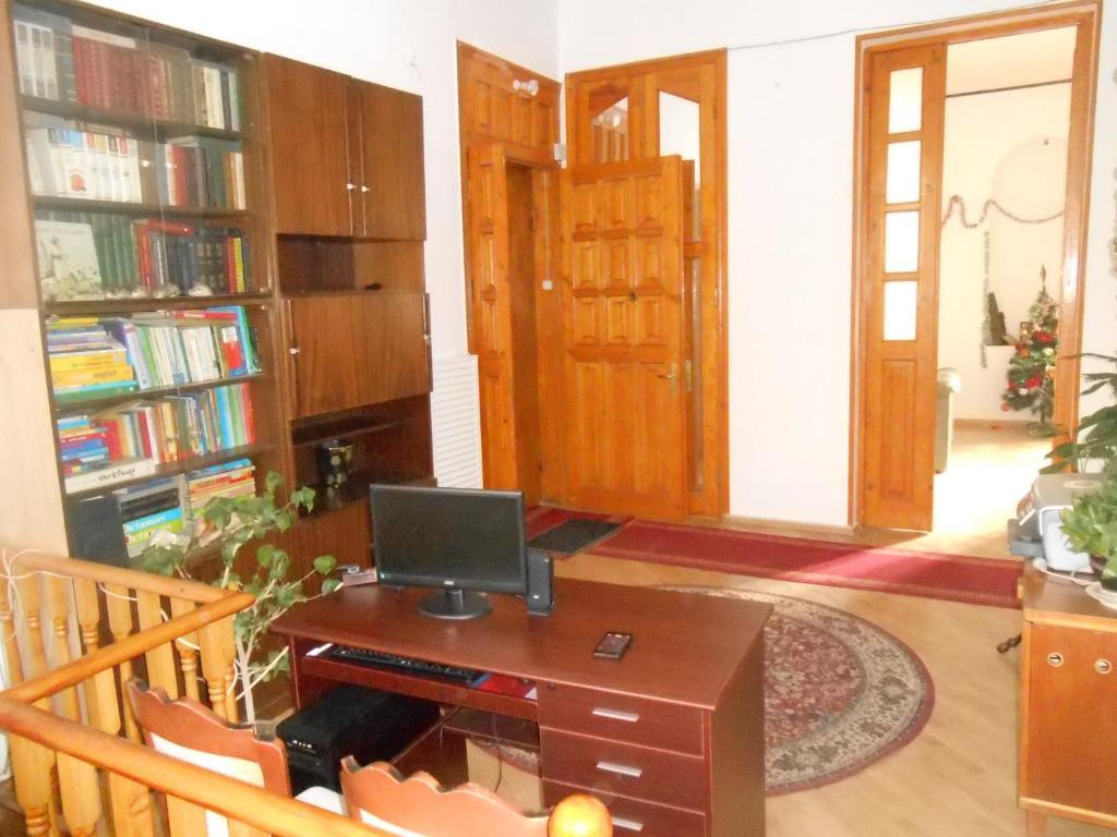 Room 404 Guest House Τυφλίδα Δωμάτιο φωτογραφία